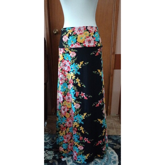 Soho Apparel Womens Maxi Skirt Sz L Floral Print Stretch Cottagecore Preppy - Picture 1 of 4